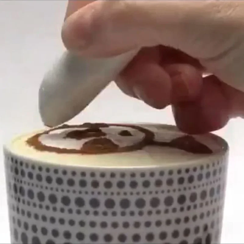 Electronic Latte Art Pen – Draw Designs on Coffee, Cakes & More